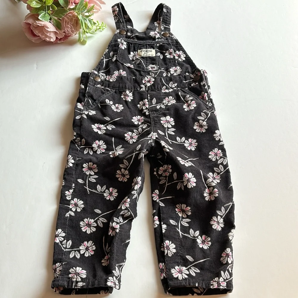 Osh Kosh vintage Overalls Girls 6 Monhs Black Corduroy With Daisy print